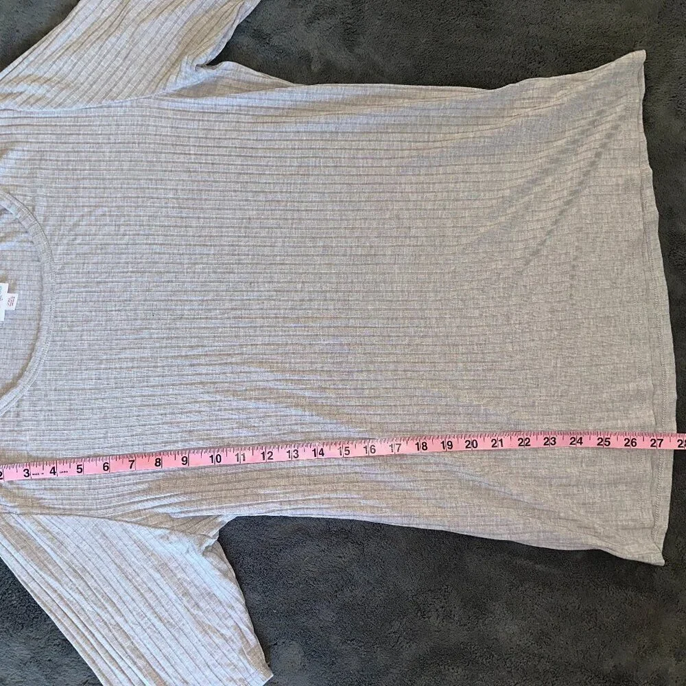 Light Gray Off White Ribbed Short Sleeve Women's T Shirt Lularoe 2xl - Picture 5 of 8